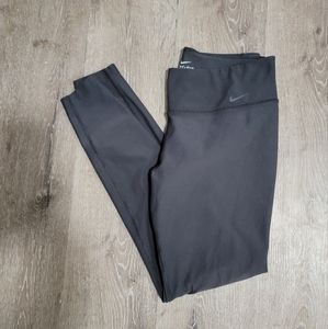 Nike dri-fit leggings. Large